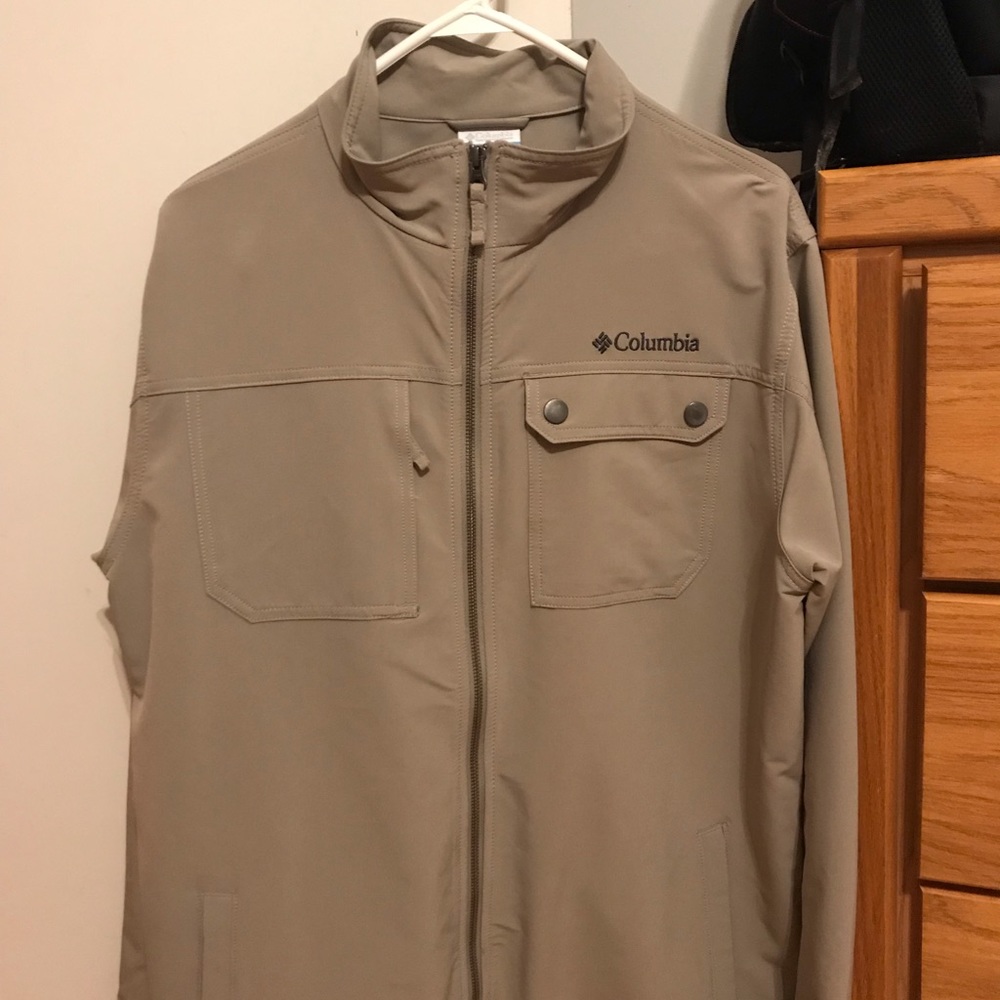 Men’s Columbia jacket (size Large)